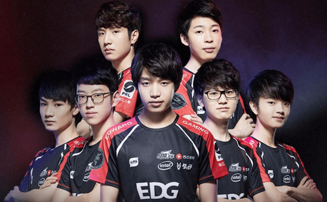 JDG绝杀NS,Faker打出惊人五杀峡谷大战入围赛,强势挺进下一轮 JDG绝杀NS,Faker打出惊人五杀峡谷大战入围赛,强势挺进下一轮