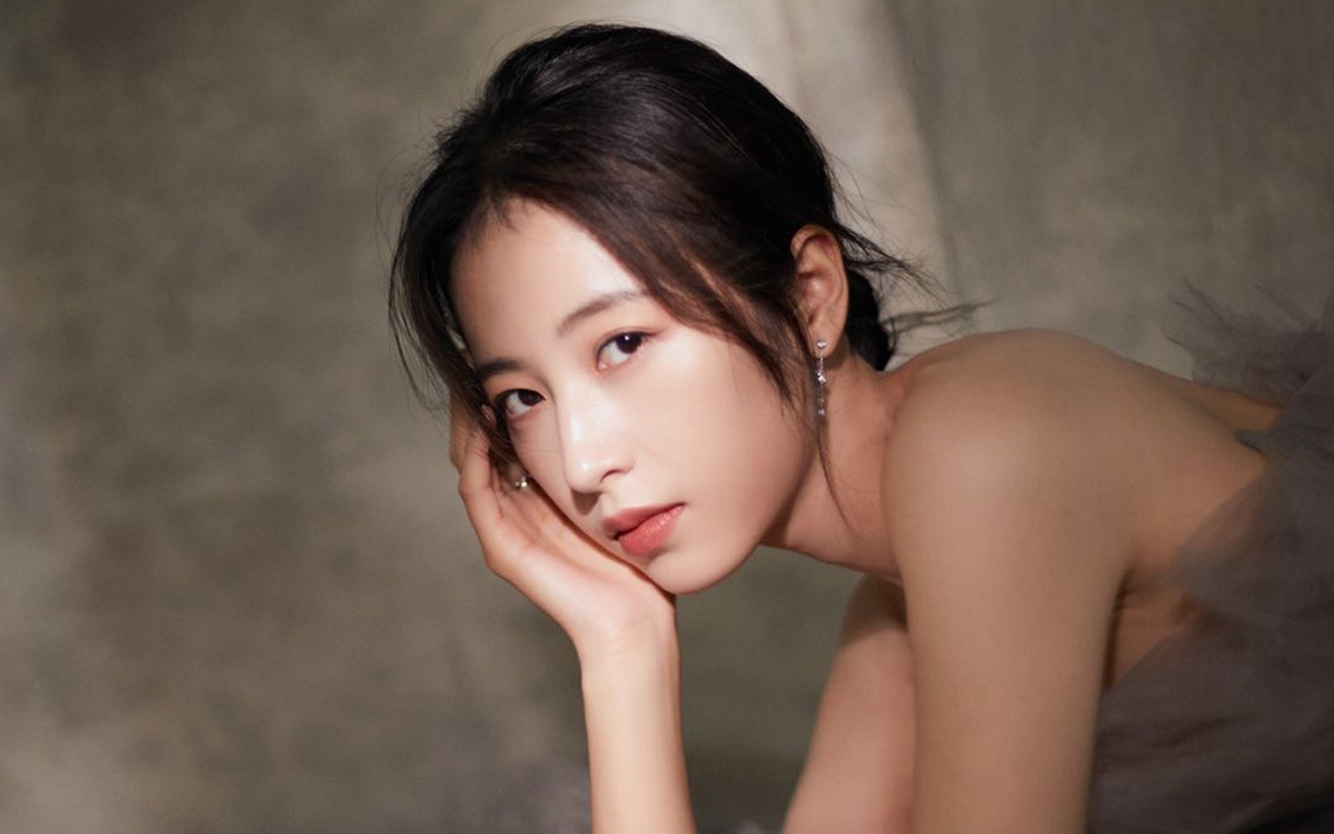 开云体育平台APP-欧冠之夜启示录，开拓者如何以足球智慧拿下灰熊，演绎绿茵场般的团队制胜