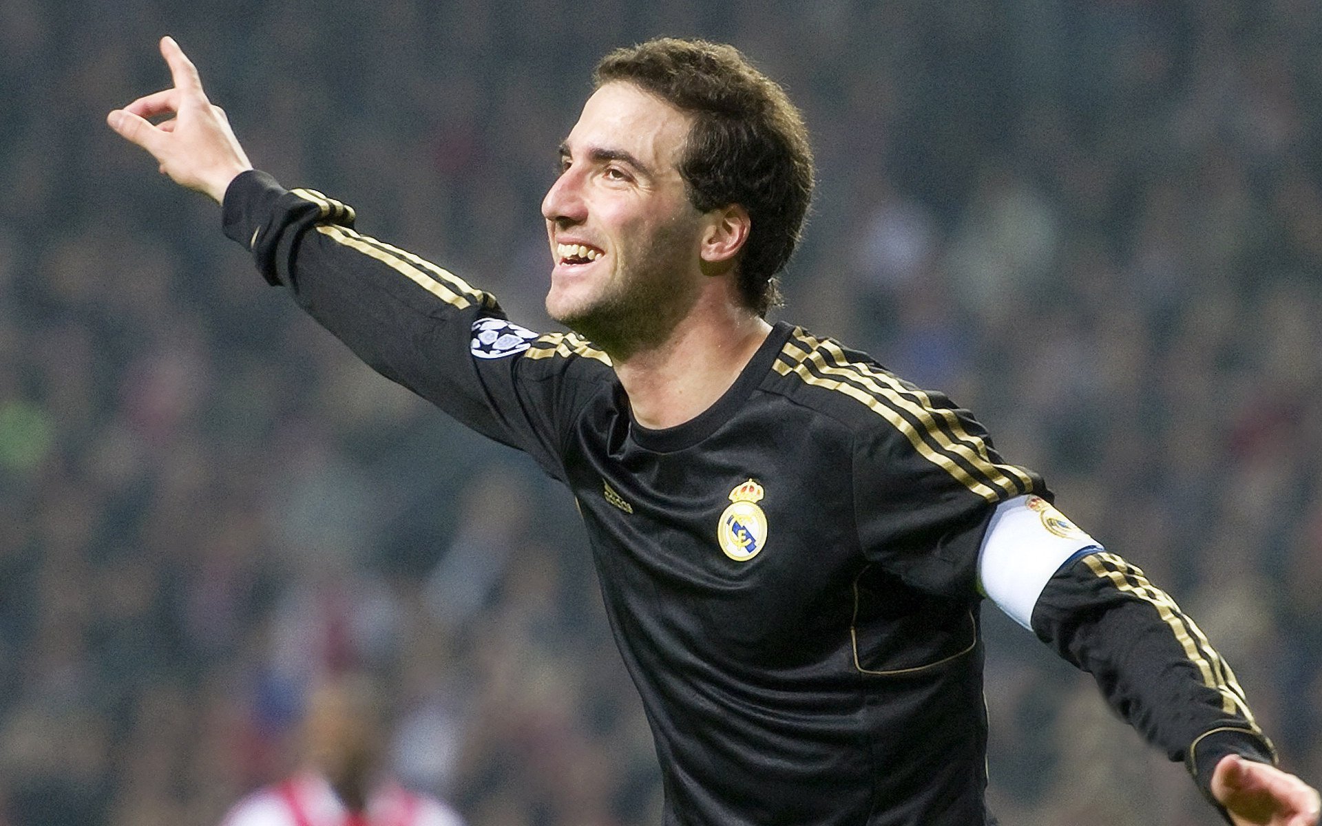 教科书级中场统治力！蒂亚戈如何以一己之力拆解贝蒂斯—安哥拉之战的技术解析