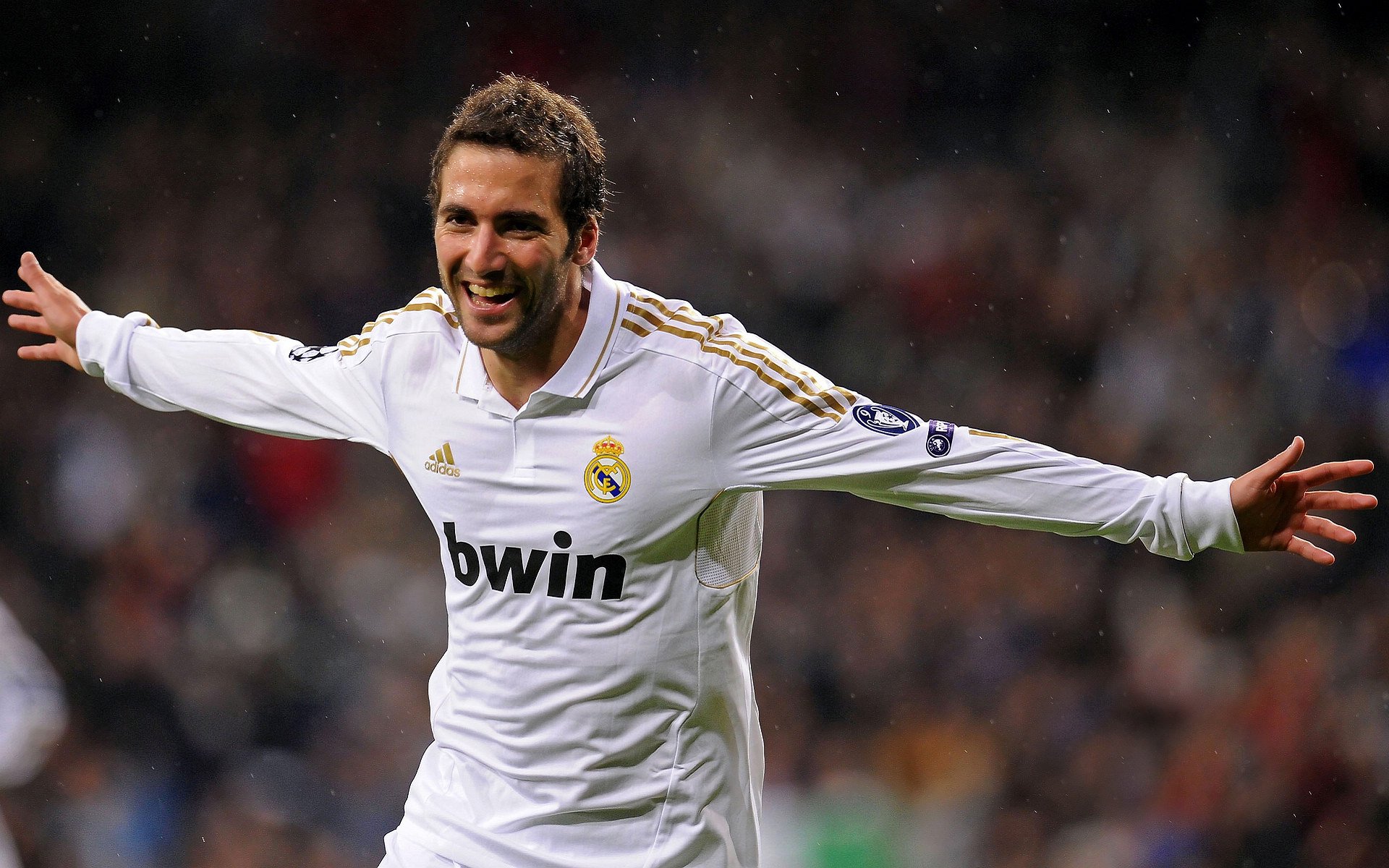 从圣城阴影到世界之巅，伦纳德在美加墨世界杯的收割者觉醒