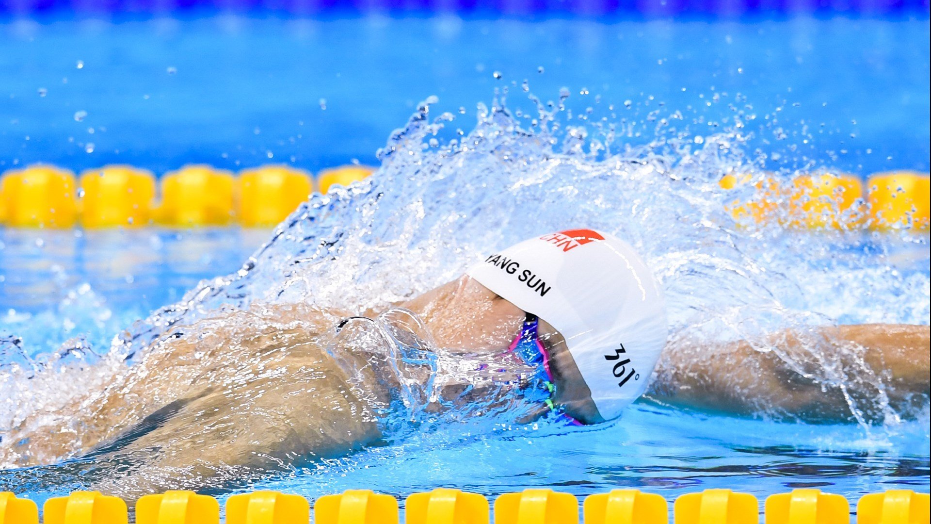 毕尔巴鄂提前终结悬念曼城梦碎欧冠，姆巴佩统治全场展新时代王者风范