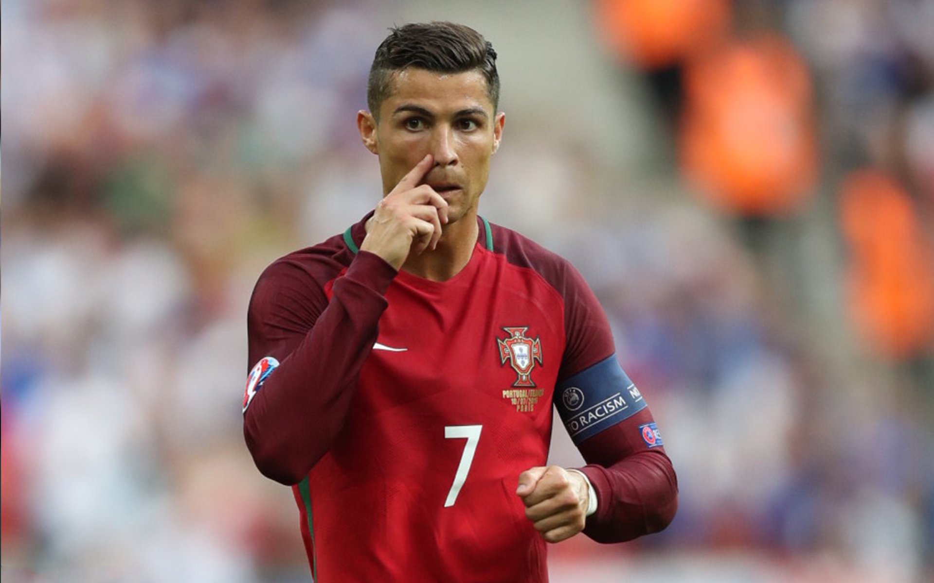 开云体育登录-亚洲之光撕裂塞维利亚！荷兰战术革命背后的三笘薰神话